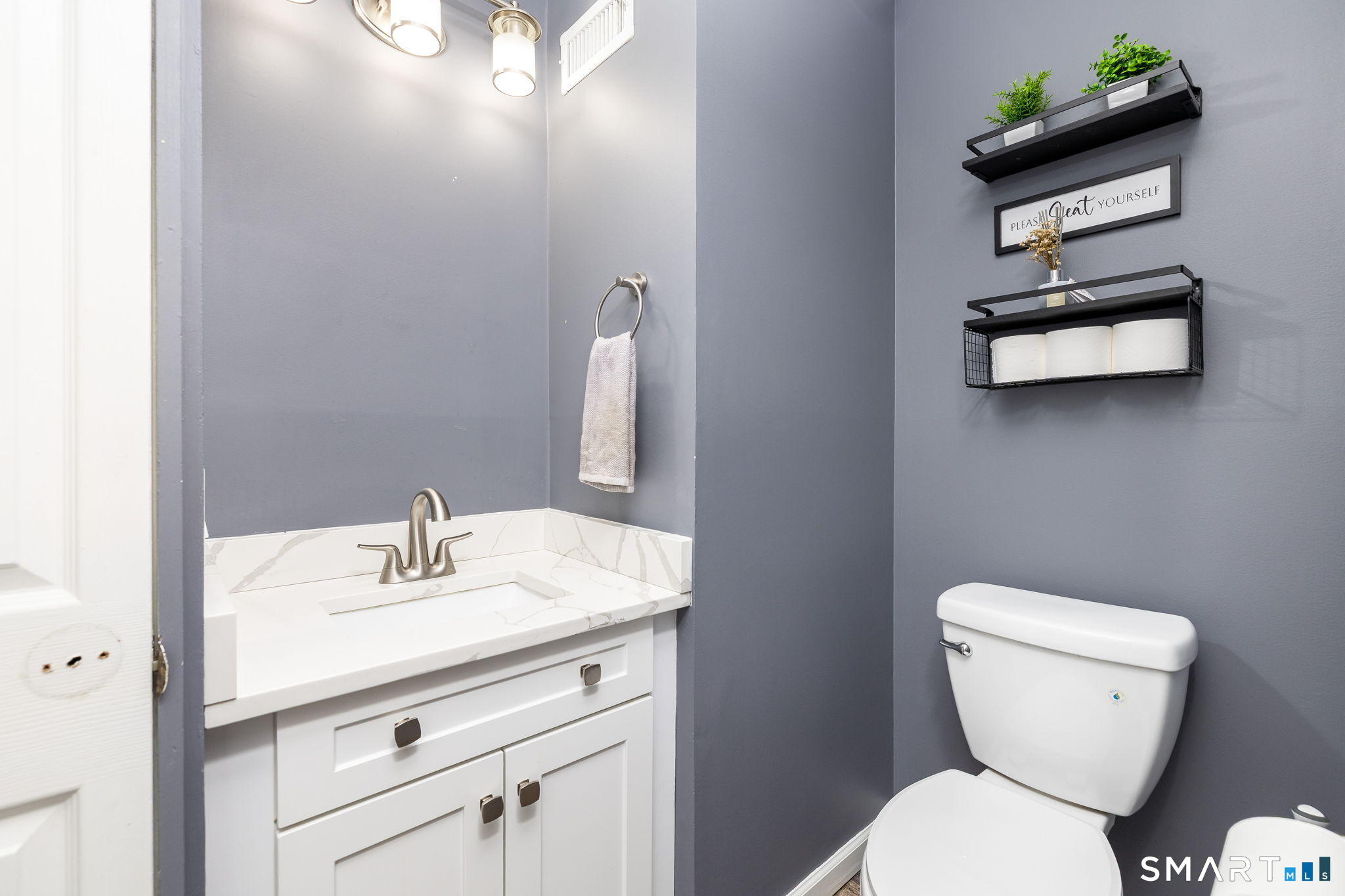 27 Folkstone Road, Unit C East Windsor, CT 06016 - Photo 12 of 34