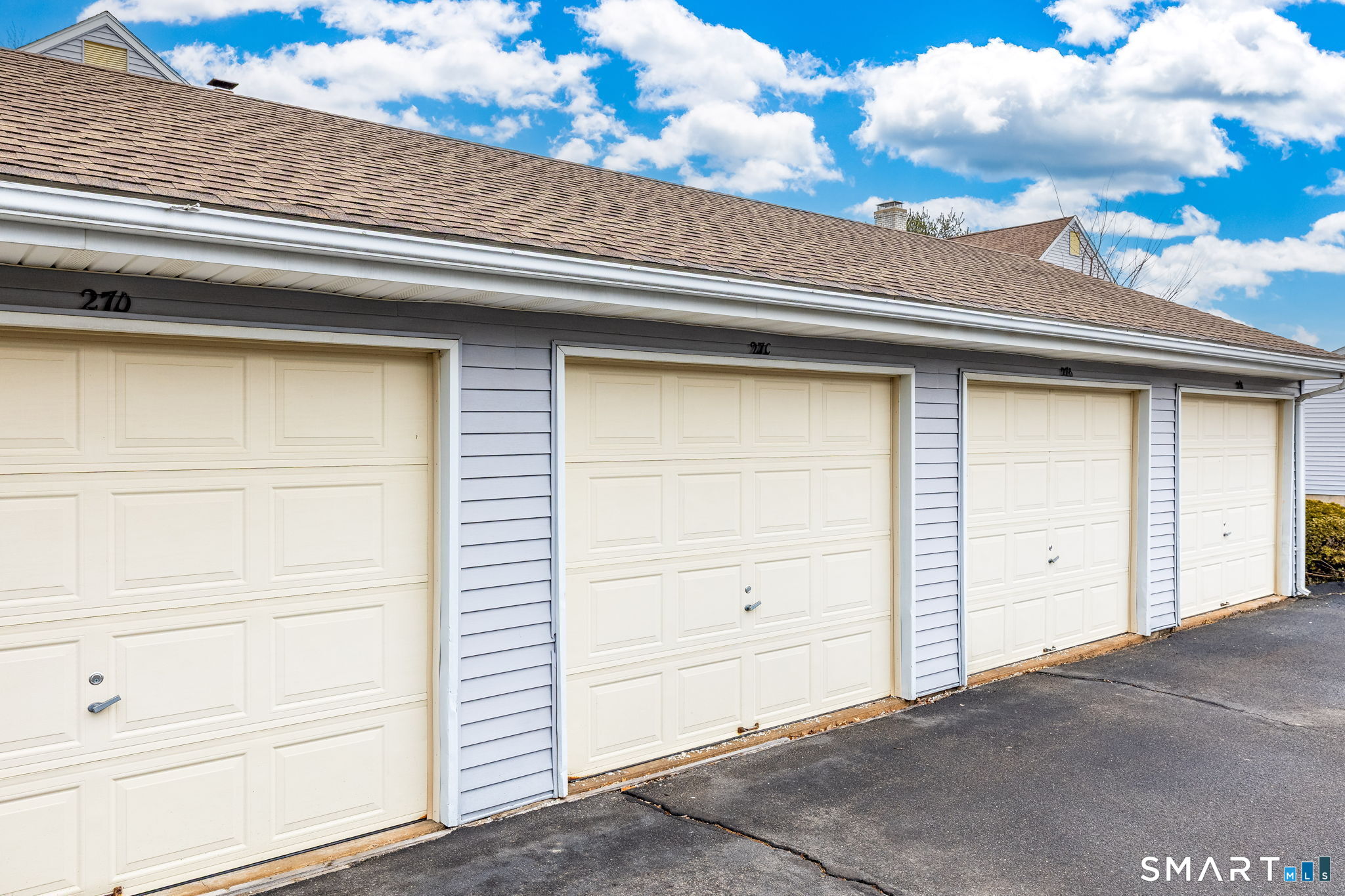 27 Folkstone Road, Unit C East Windsor, CT 06016 - Photo 3 of 34