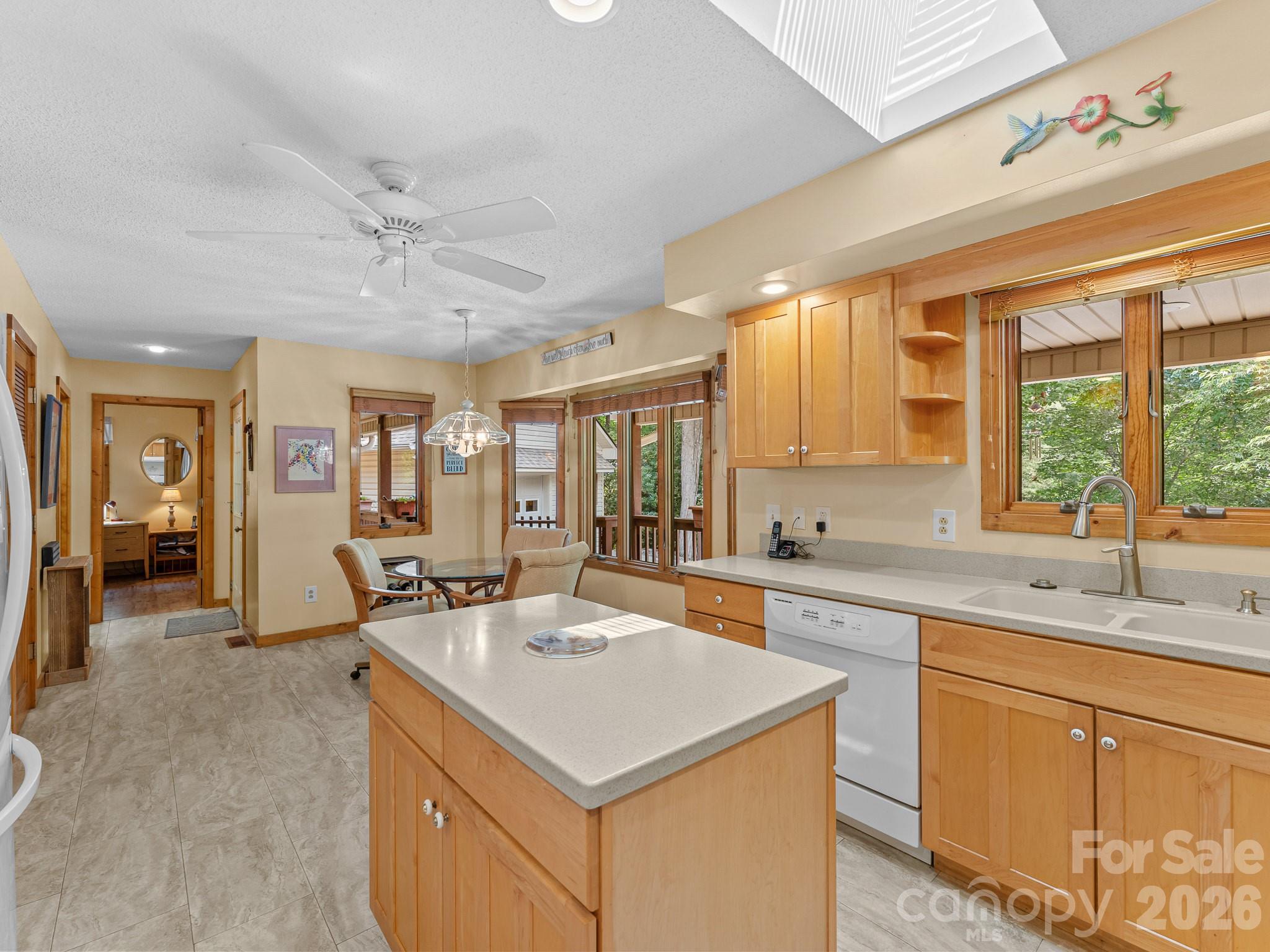 620 Thunder Road Brevard, NC 28712 - Photo 20 of 45 Gallery Image 20