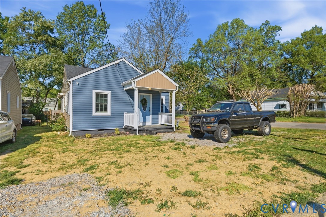 102 Spring Street Petersburg, VA 23803 - Photo 3 of 24 Bungalow featuring covered porch and crawl space