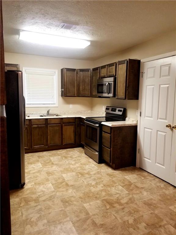 3739 Rigolette Road Pineville, LA 71360 - Photo 3 of 18