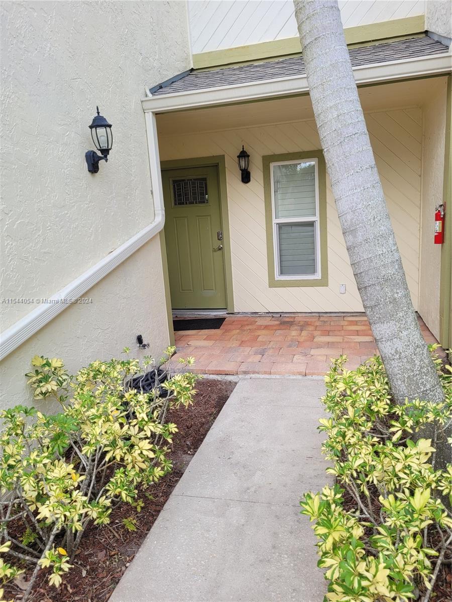 973 Northwest Spruce Ridge Drive, Unit 2 Stuart, FL 34994 - Photo 2 of 21 Gallery Image 2
