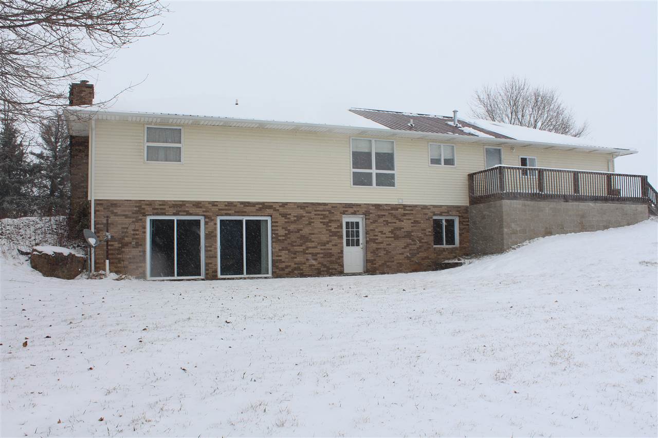 7360 South Vroman Road Shepherd, MI 48883 - Photo 4 of 26 1828837-3.JPG