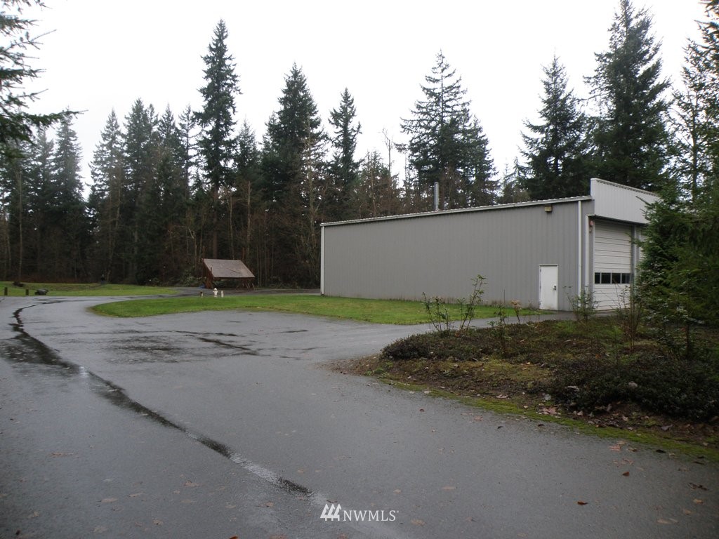 19002 Southeast Petrovitsky Road Renton, WA 98058 - Photo 4 of 13