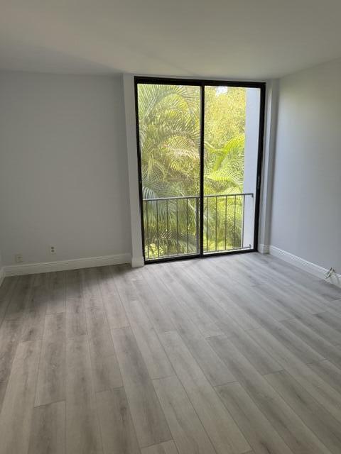 501 Southwest 11th Place, Unit 211 Boca Raton, FL 33432 - Photo 4 of 16 IMG_2068