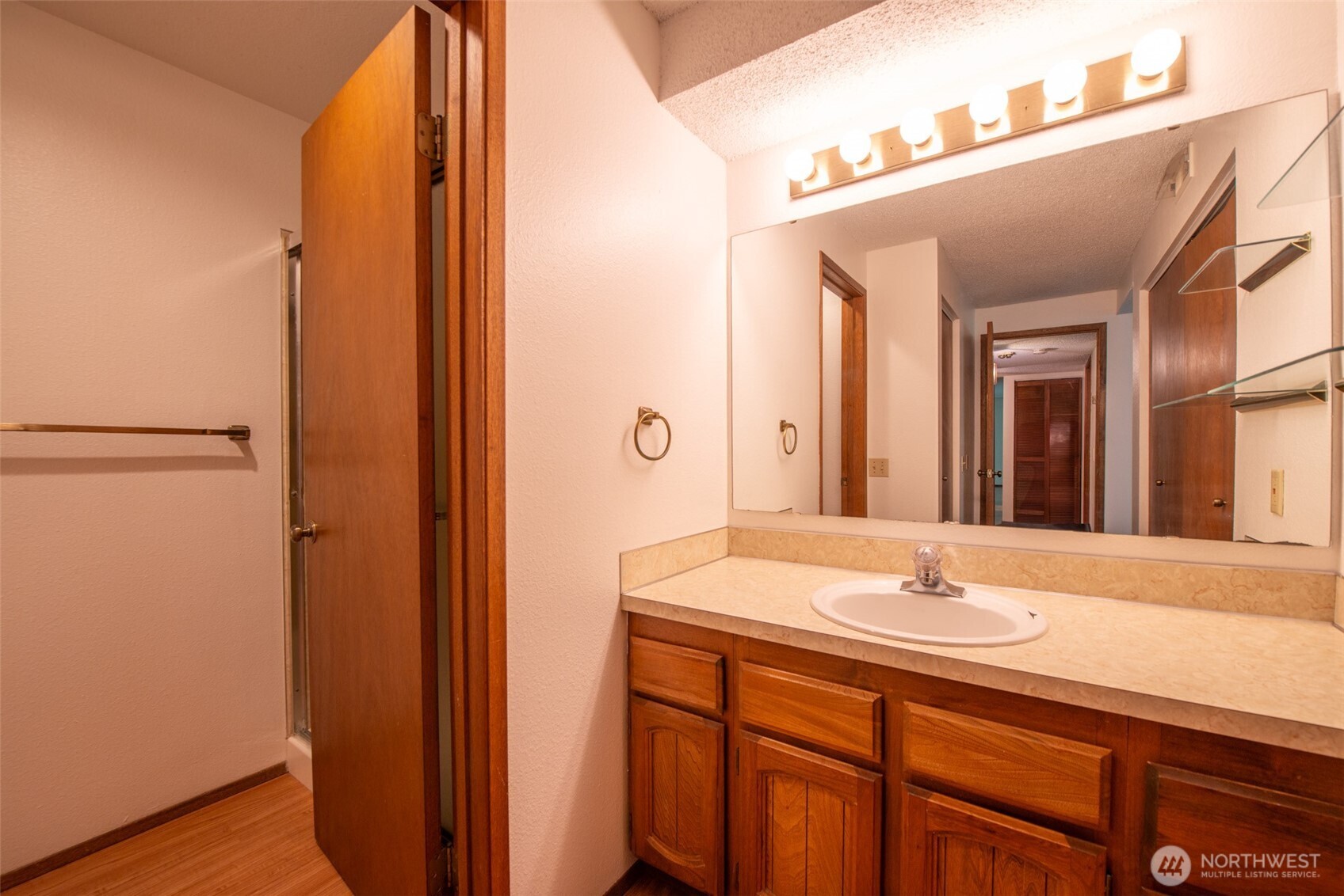 17417 Ashworth Avenue North, Unit 303 Shoreline, WA 98133 - Photo 16 of 24