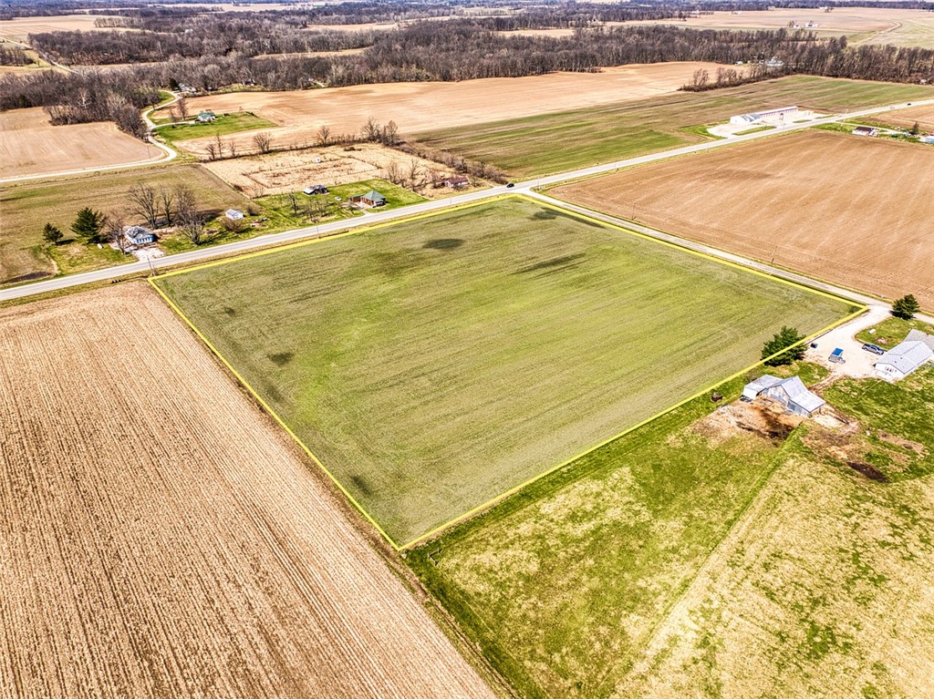 East 75th Road North Marshall, IL 62441 - Photo 3 of 10 Gallery Image 3