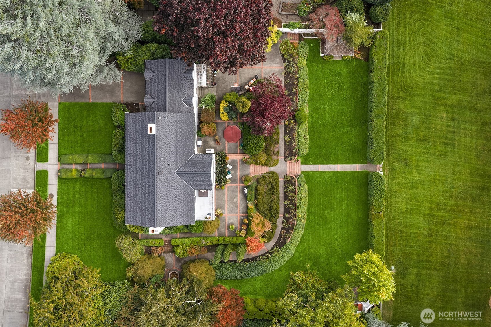 5525 Northeast Penrith Road Seattle, WA 98105 - Photo 32 of 36 an aerial view of a house