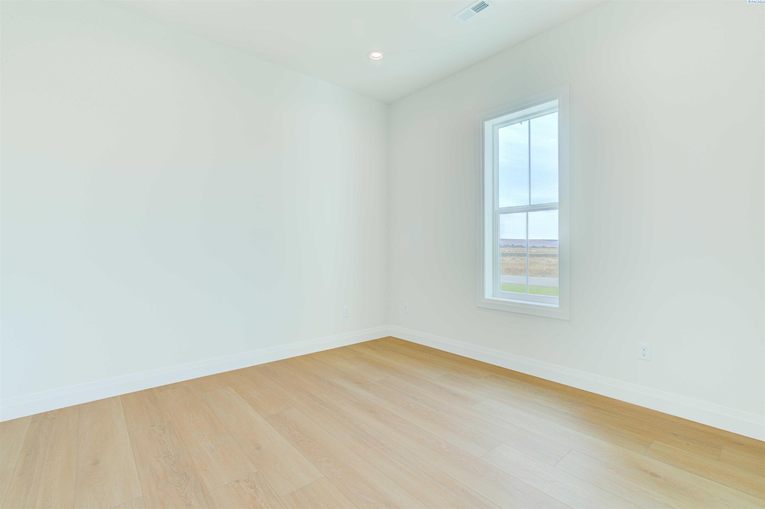 7403 Haystack Street Kennewick, WA 99338 - Photo 33 of 48 Gallery Image 33