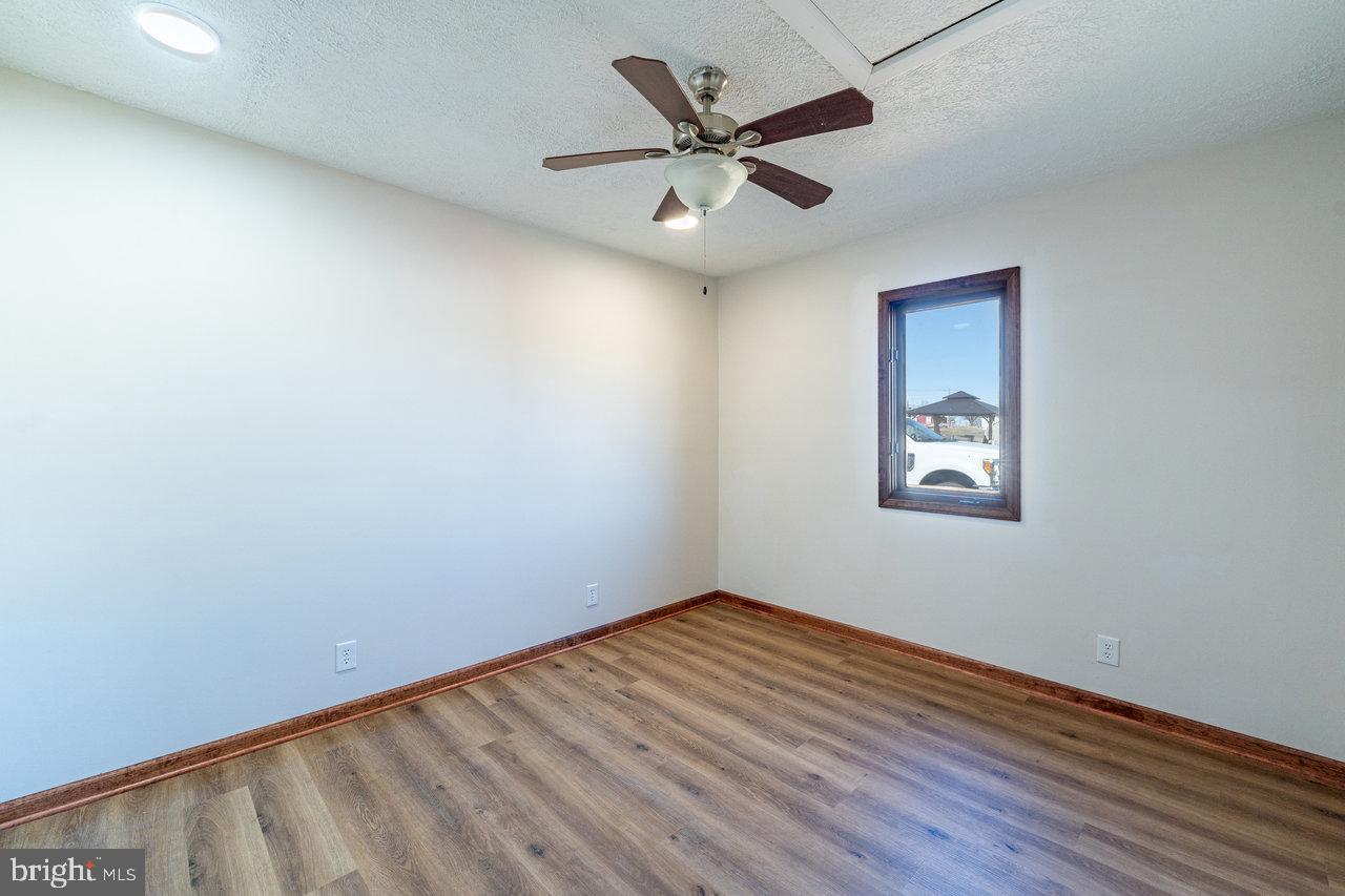 321 Honeyville Road Stanley, VA 22851 - Photo 15 of 34