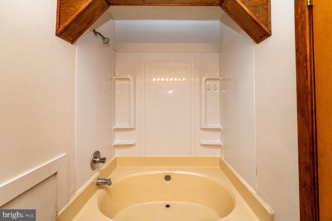 321 Honeyville Road Stanley, VA 22851 - Photo 22 of 34