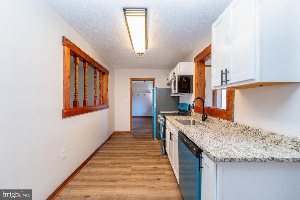 321 Honeyville Road Stanley, VA 22851 - Photo 10 of 34