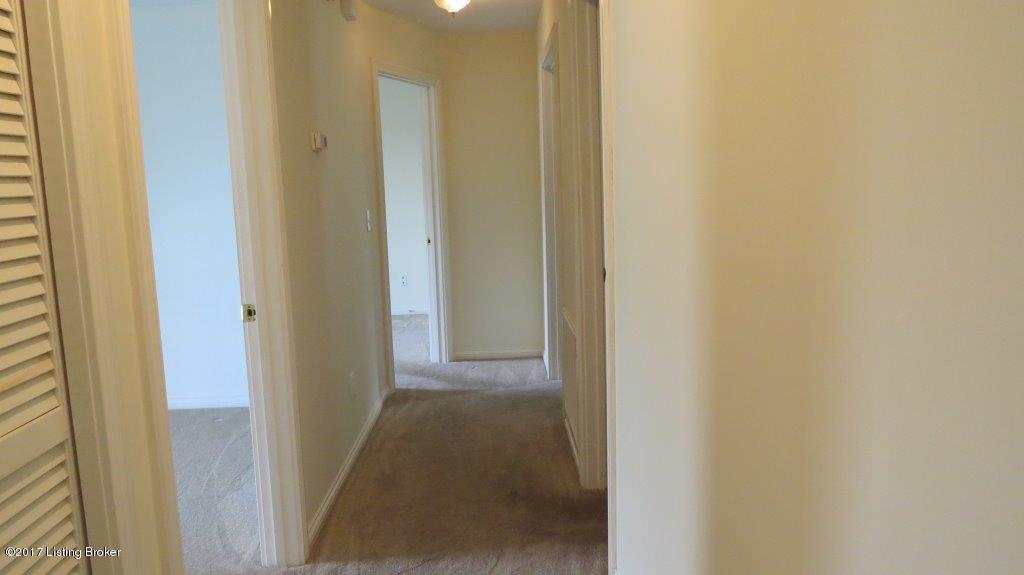 8328 Lacevine Road Louisville, KY 40220 - Photo 15 of 38 IMG_0031