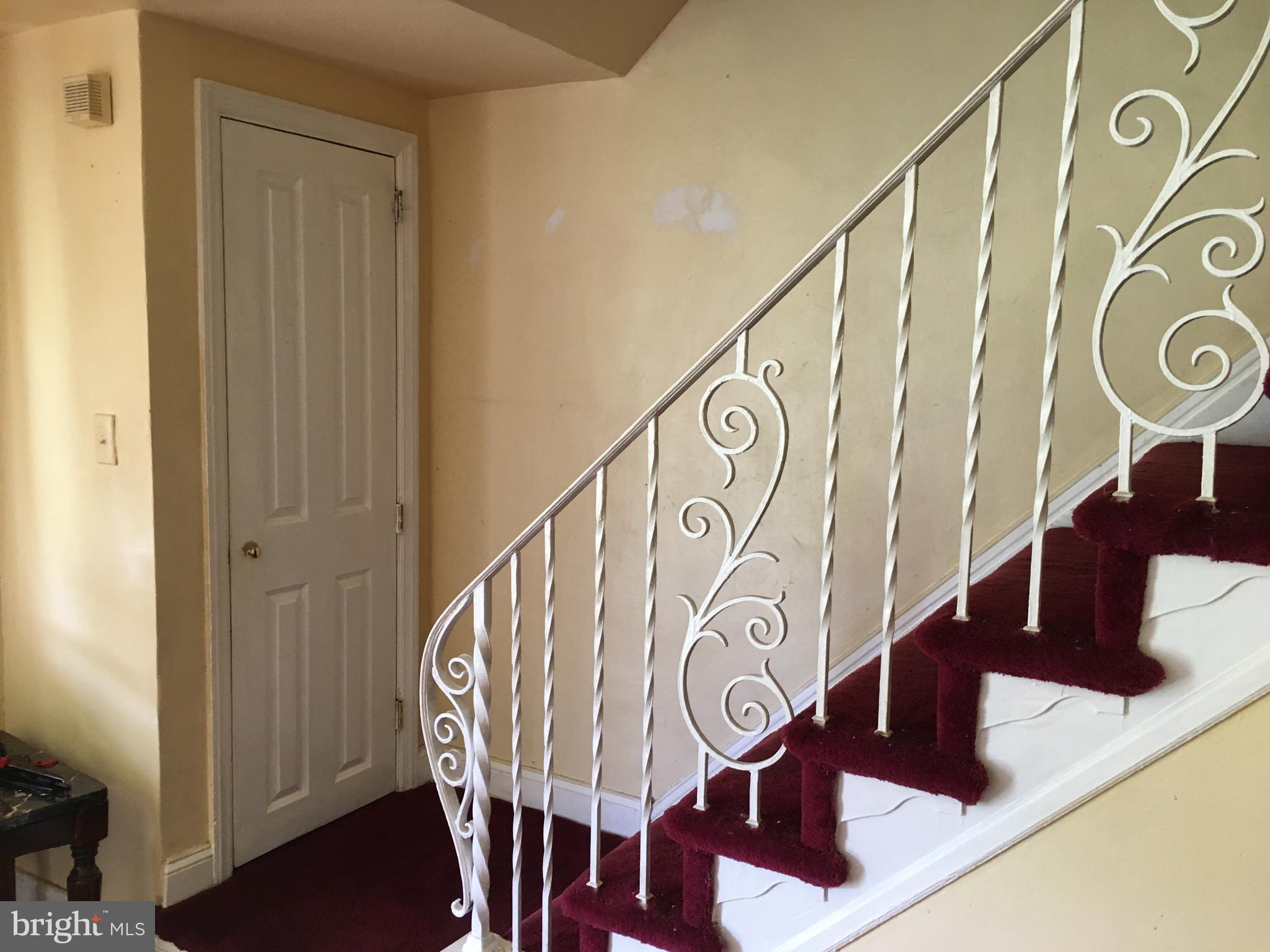 107 Spring Valley Road Darby, PA 19023 - Photo 14 of 45