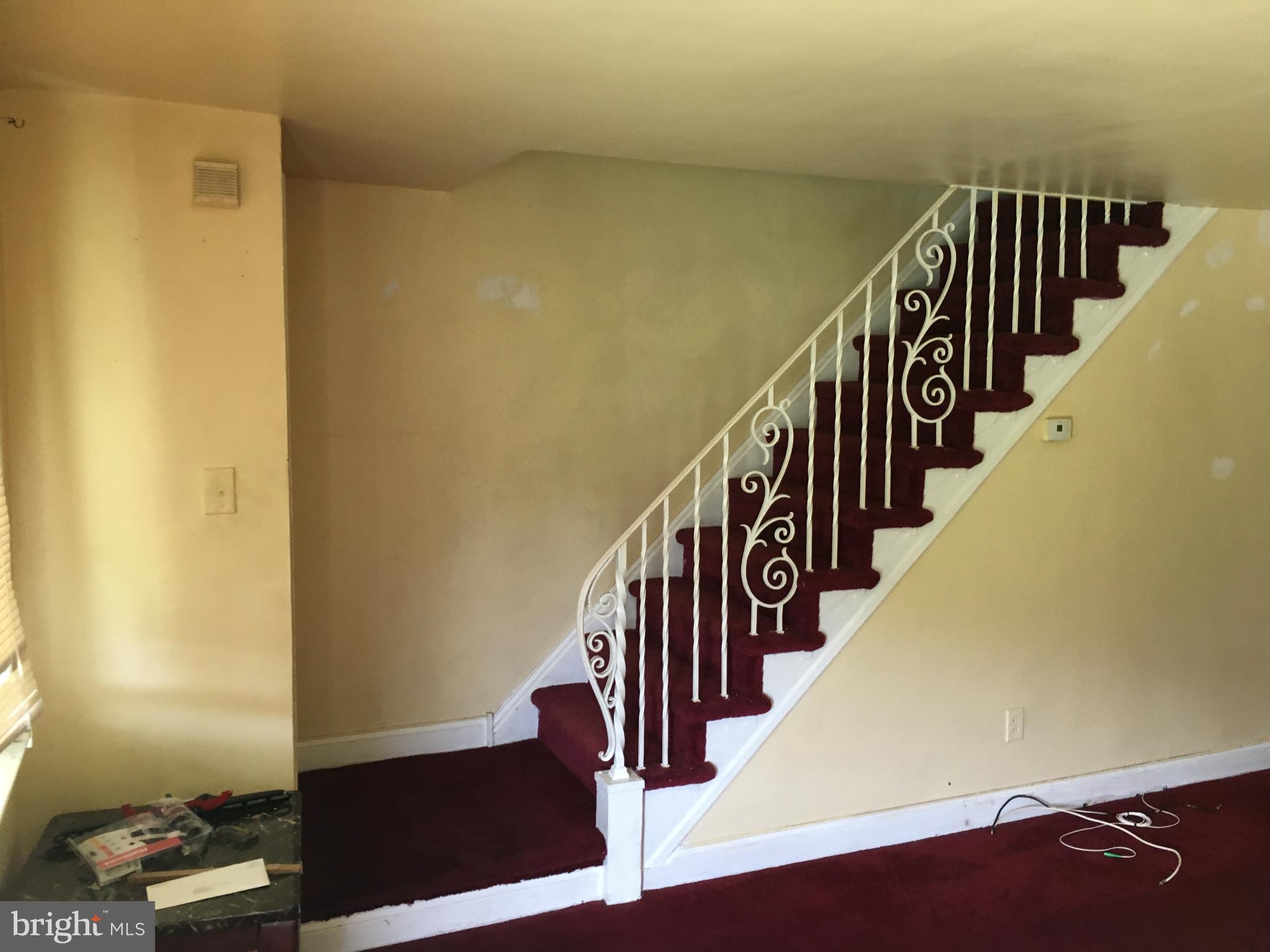 107 Spring Valley Road Darby, PA 19023 - Photo 6 of 45