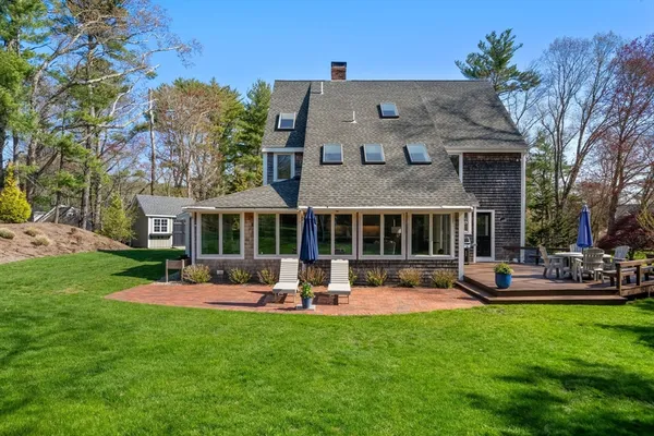 $1,700,000 | 19 Saltmeadow Lane, Duxbury, MA 02332