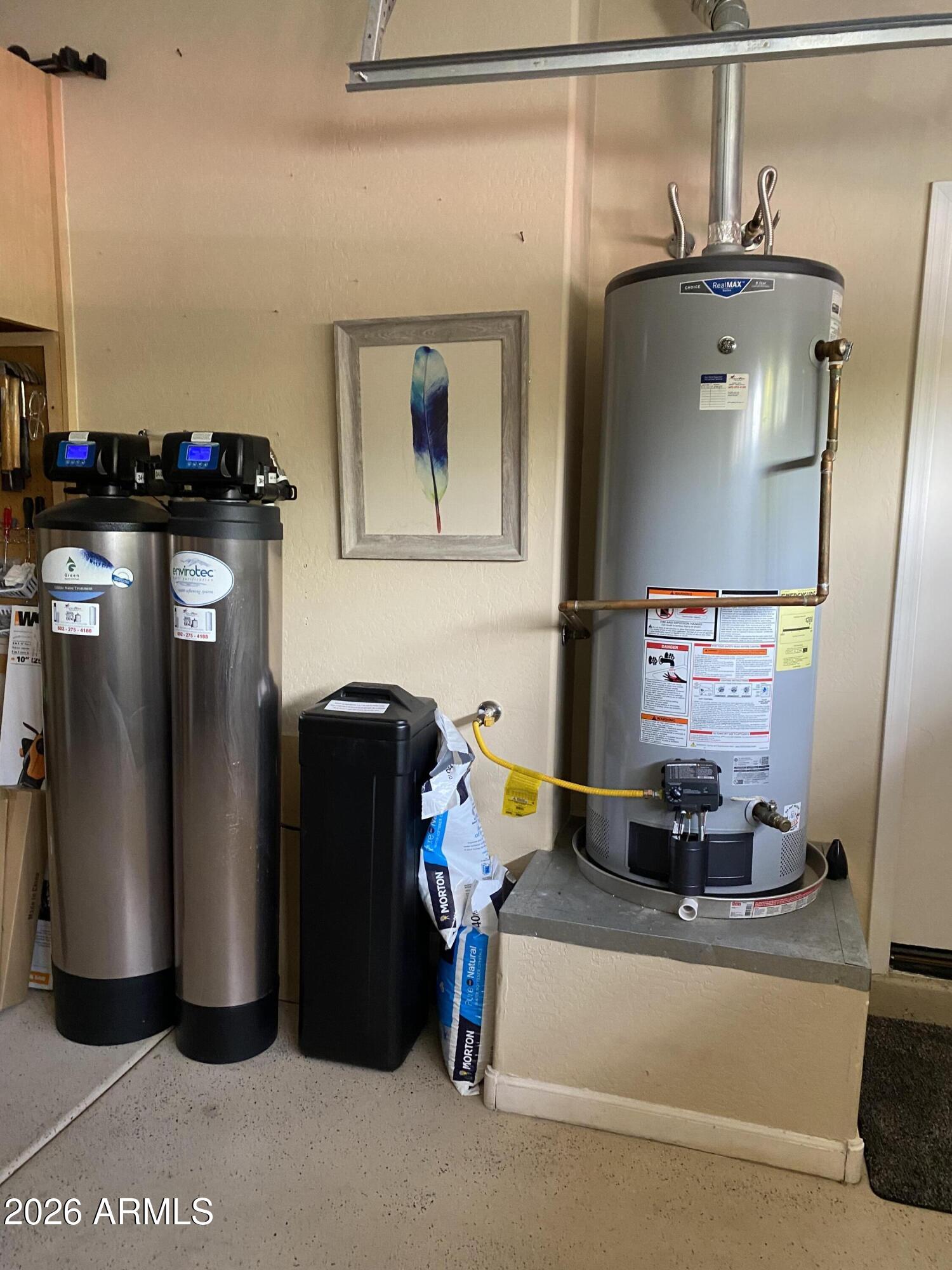 3256 East Geronimo Court Gilbert, AZ 85295 - Photo 51 of 53 a bathroom with a sink and mirror