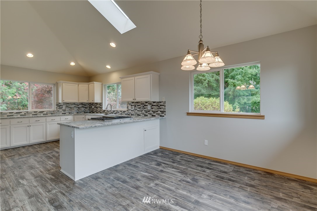 2712 Newberg Road Snohomish, WA 98290 - Photo 11 of 38 Gallery Image 11
