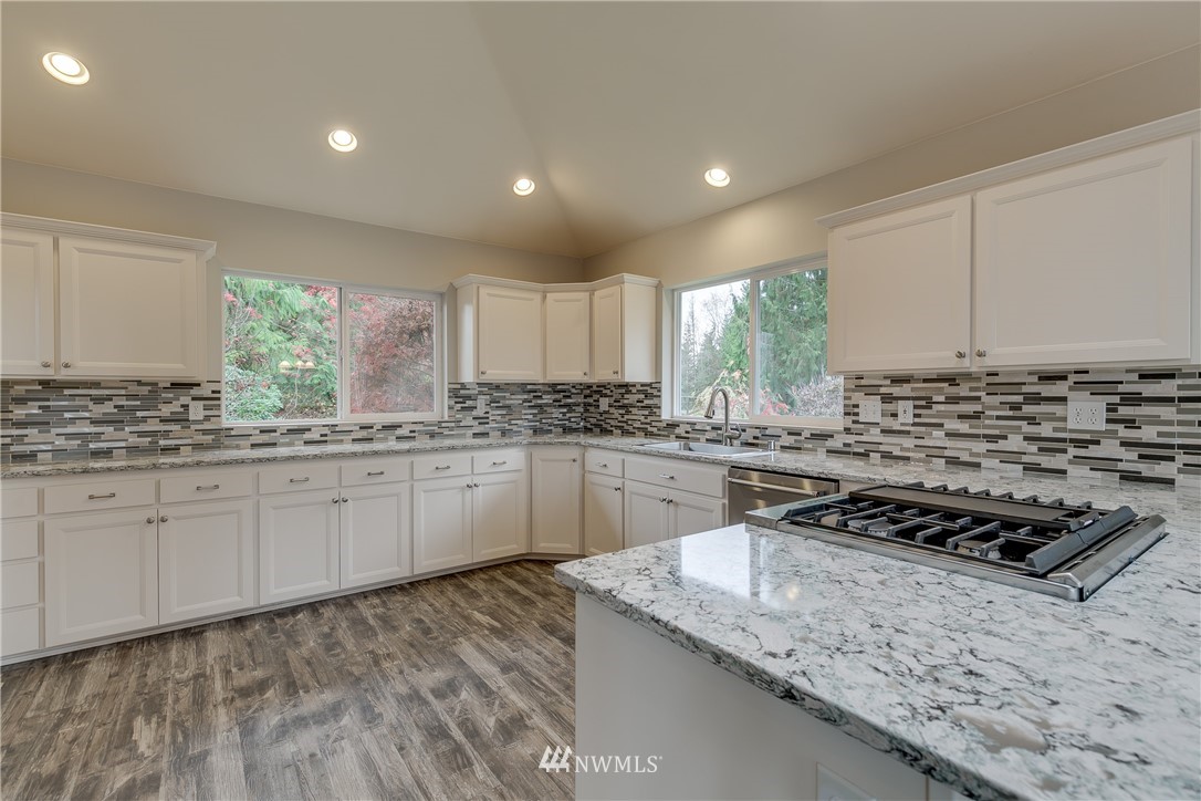2712 Newberg Road Snohomish, WA 98290 - Photo 9 of 38 Gallery Image 9