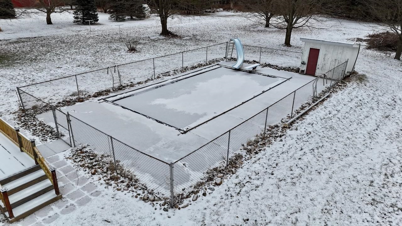 16351 Oakley Road Chesaning, MI 48616 - Photo 12 of 48 Gallery Image 12