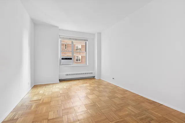 $839,000 | 475 FDR Drive, Unit L902 | Lower East Side