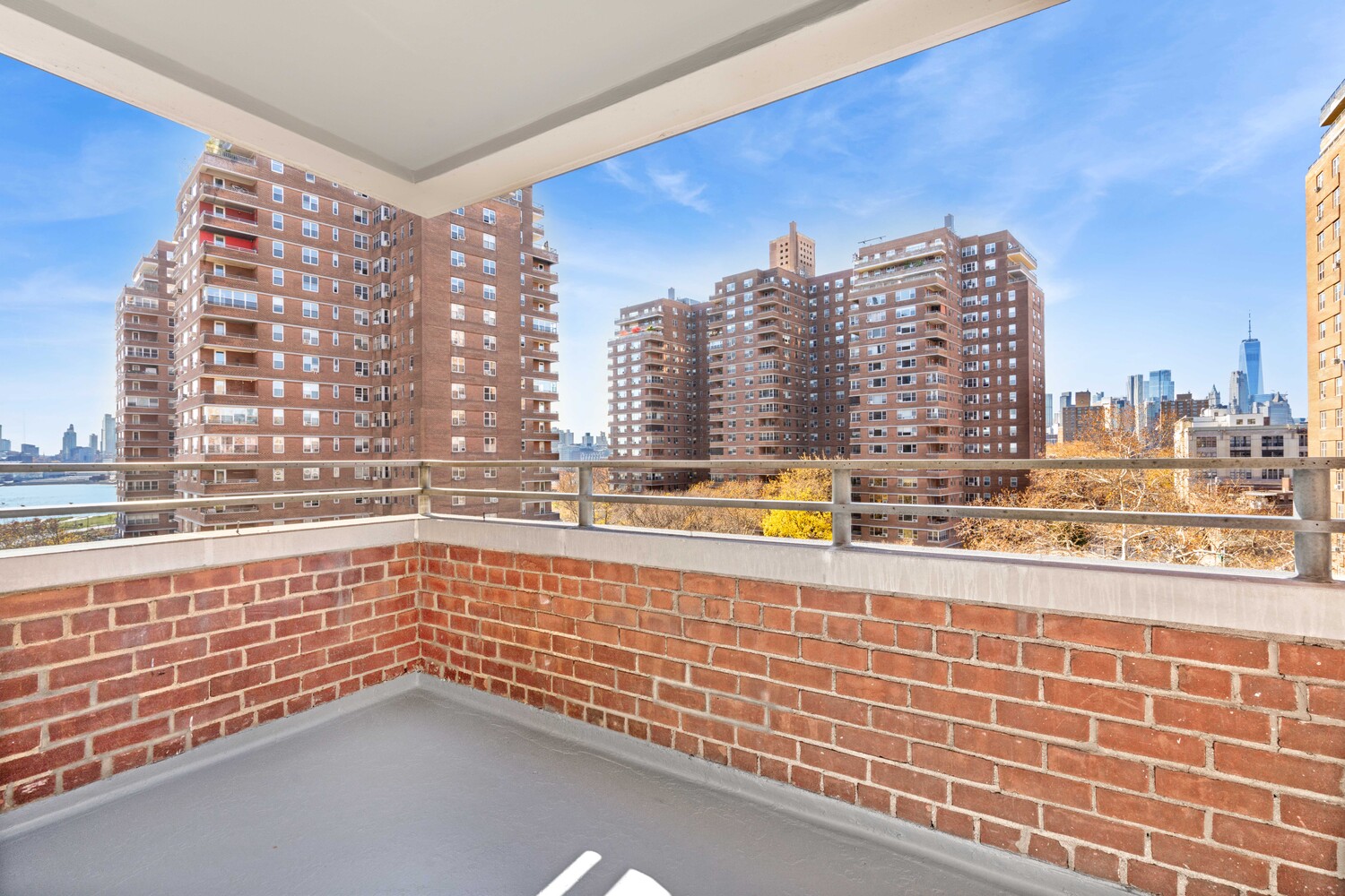 475 FDR Drive, Unit L902 Manhattan, NY 10002 - Photo 7 of 8