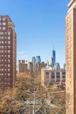 $839,000 | 475 FDR Drive, Unit L902 | Lower East Side