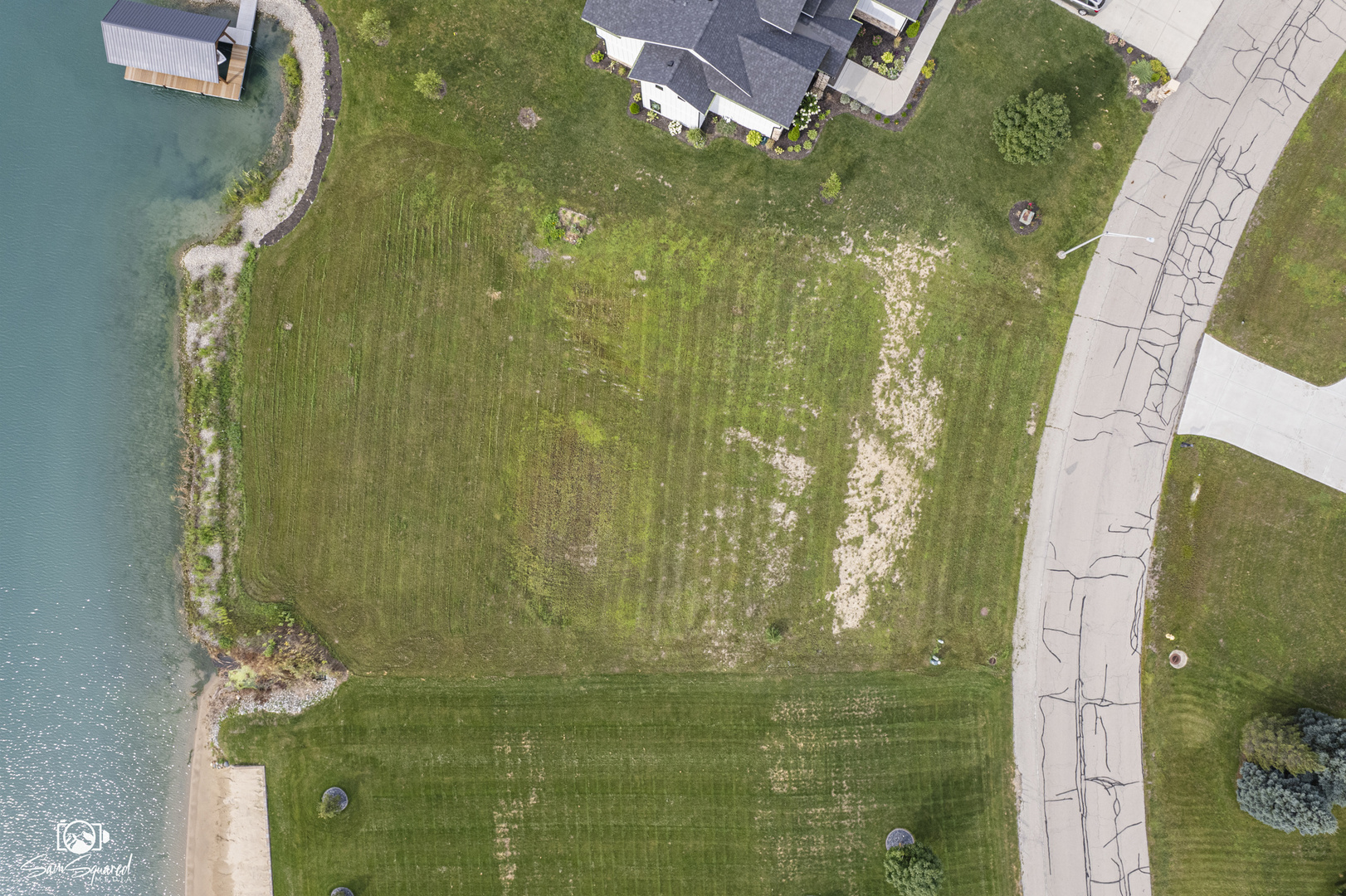 2812 Ninovan Lane Minooka, IL 60447 - Photo 3 of 12 a bathroom with a shower