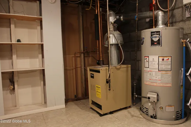 $2,800 | 73 Birchwood Lane, Colonie, NY 12309