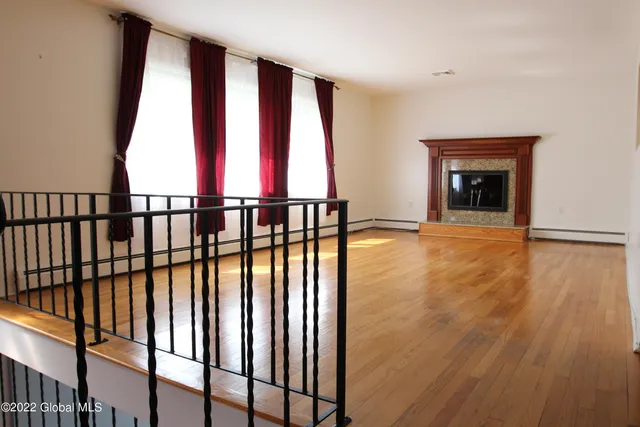 $2,800 | 73 Birchwood Lane, Colonie, NY 12309