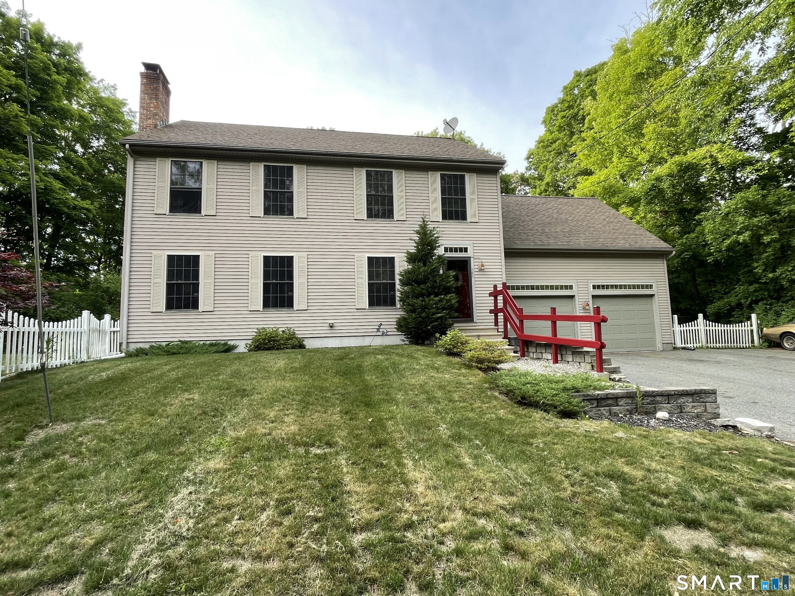 560 South Frontage Road Killingly, CT 06239 - Photo 2 of 35