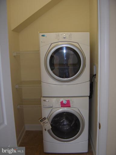 18002 Marshall Mill Road Hampstead, MD 21074 - Photo 10 of 30 a utility room with dryer and washer