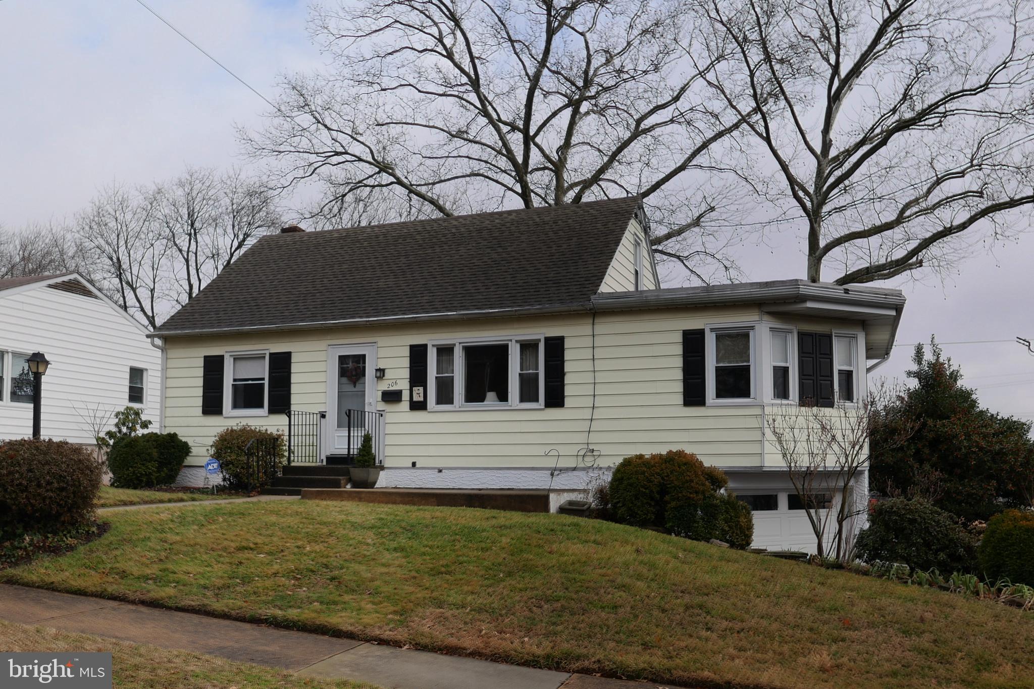 206 Highland Road Pottstown, PA 19464 - Photo 1 of 27 Gallery Image 1