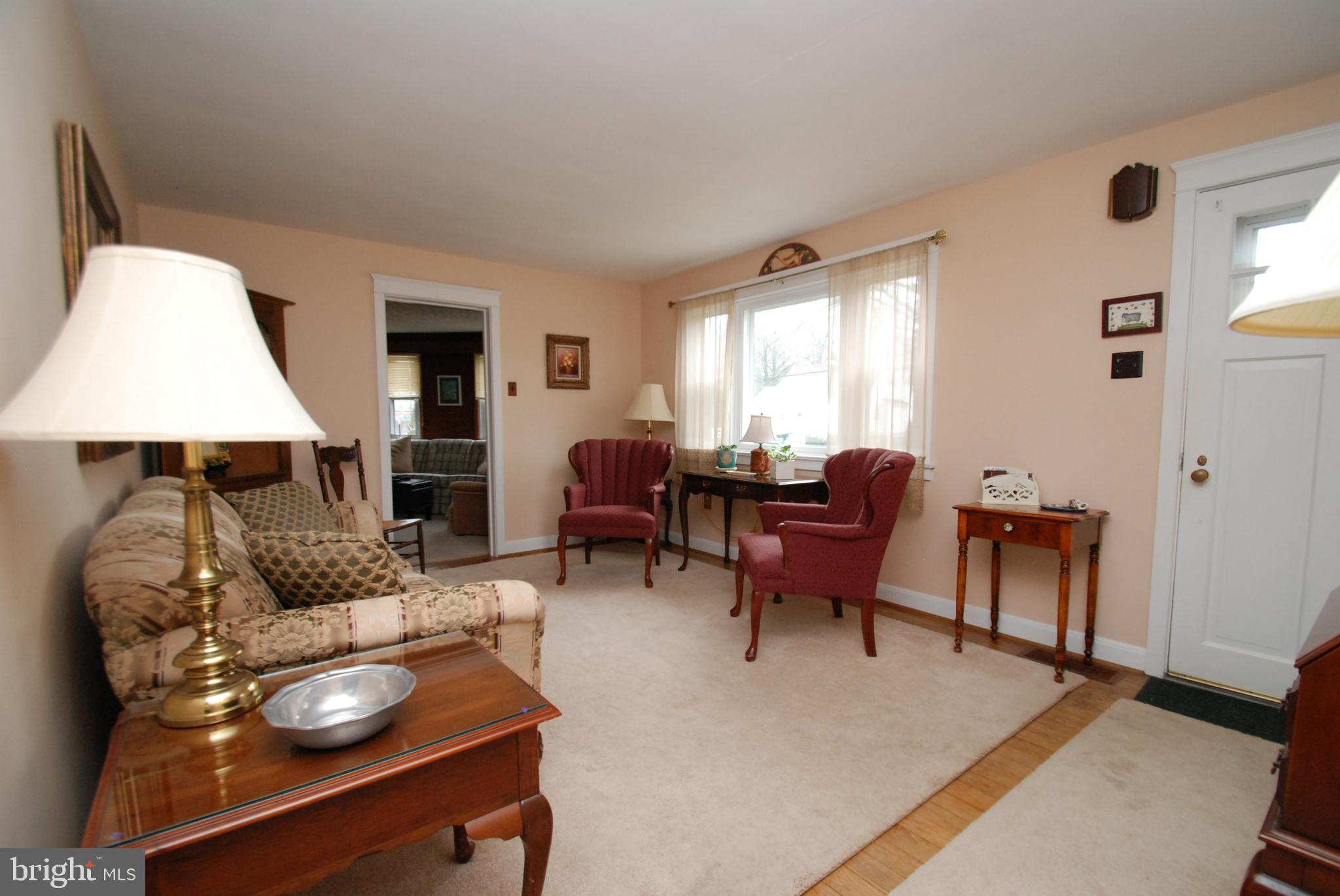 206 Highland Road Pottstown, PA 19464 - Photo 4 of 27 Gallery Image 4