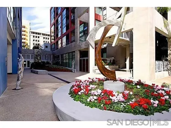 a outdoor space with lots of flowers