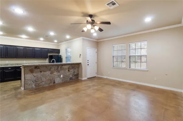$2,650 | 3420 General Parkway, College Station, TX 77845