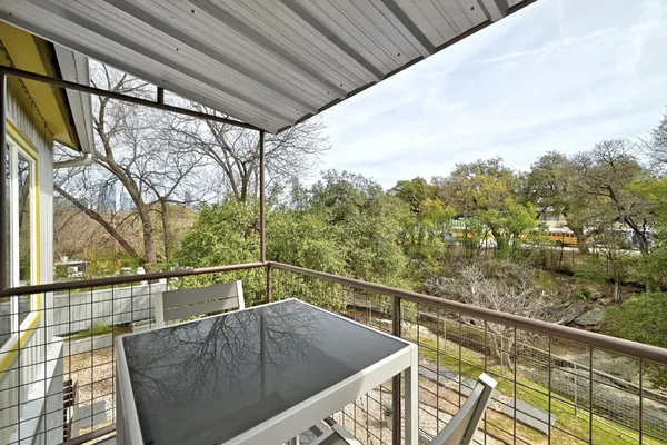 $8,595 | 1301 South 1st Street, Unit 1 & 2, Austin, TX 78704
