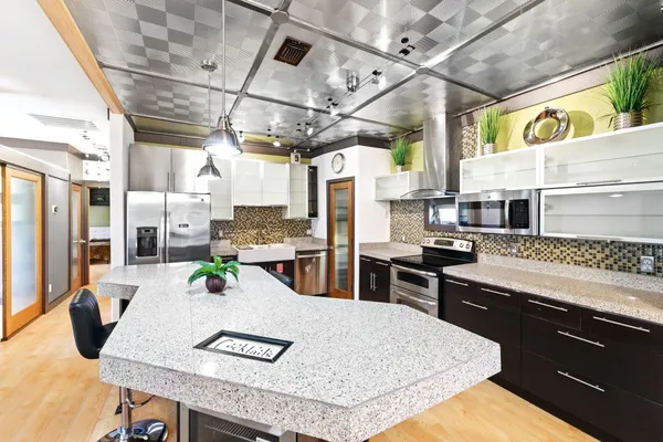 $8,595 | 1301 South 1st Street, Unit 1 & 2, Austin, TX 78704