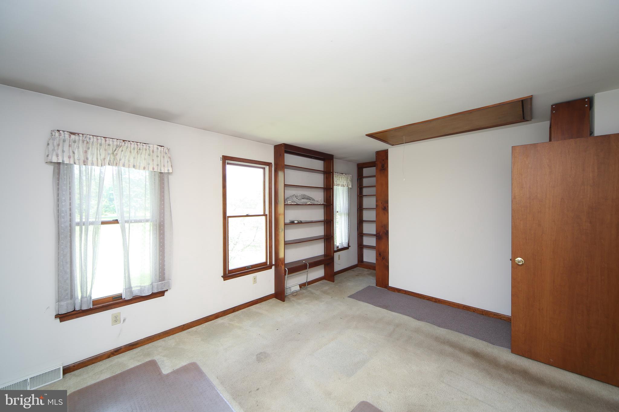 300 Forrest Road Sellersville, PA 18960 - Photo 22 of 51 Gallery Image 22