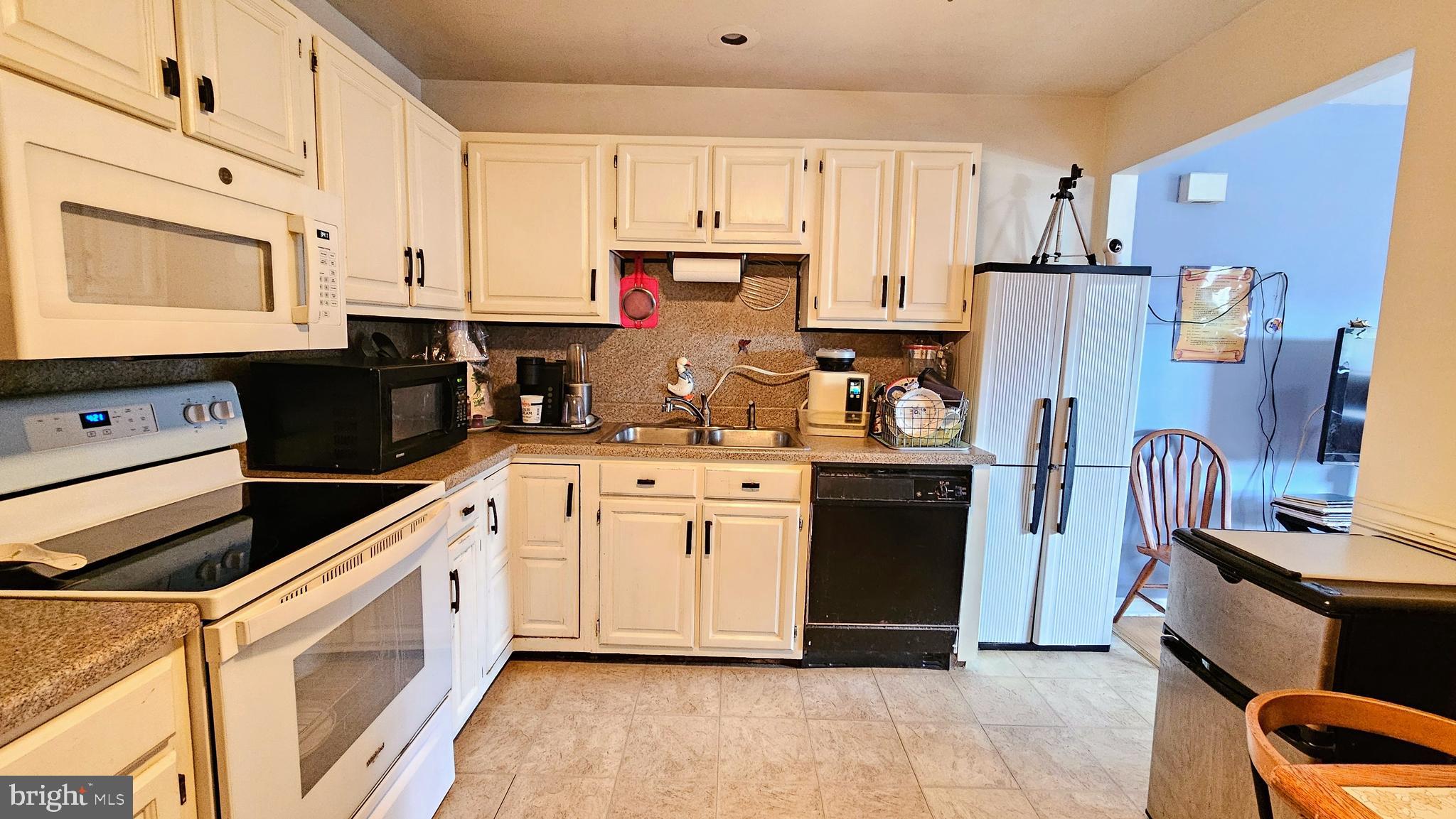 1708 Condor Lane Dover, PA 17315 - Photo 9 of 20