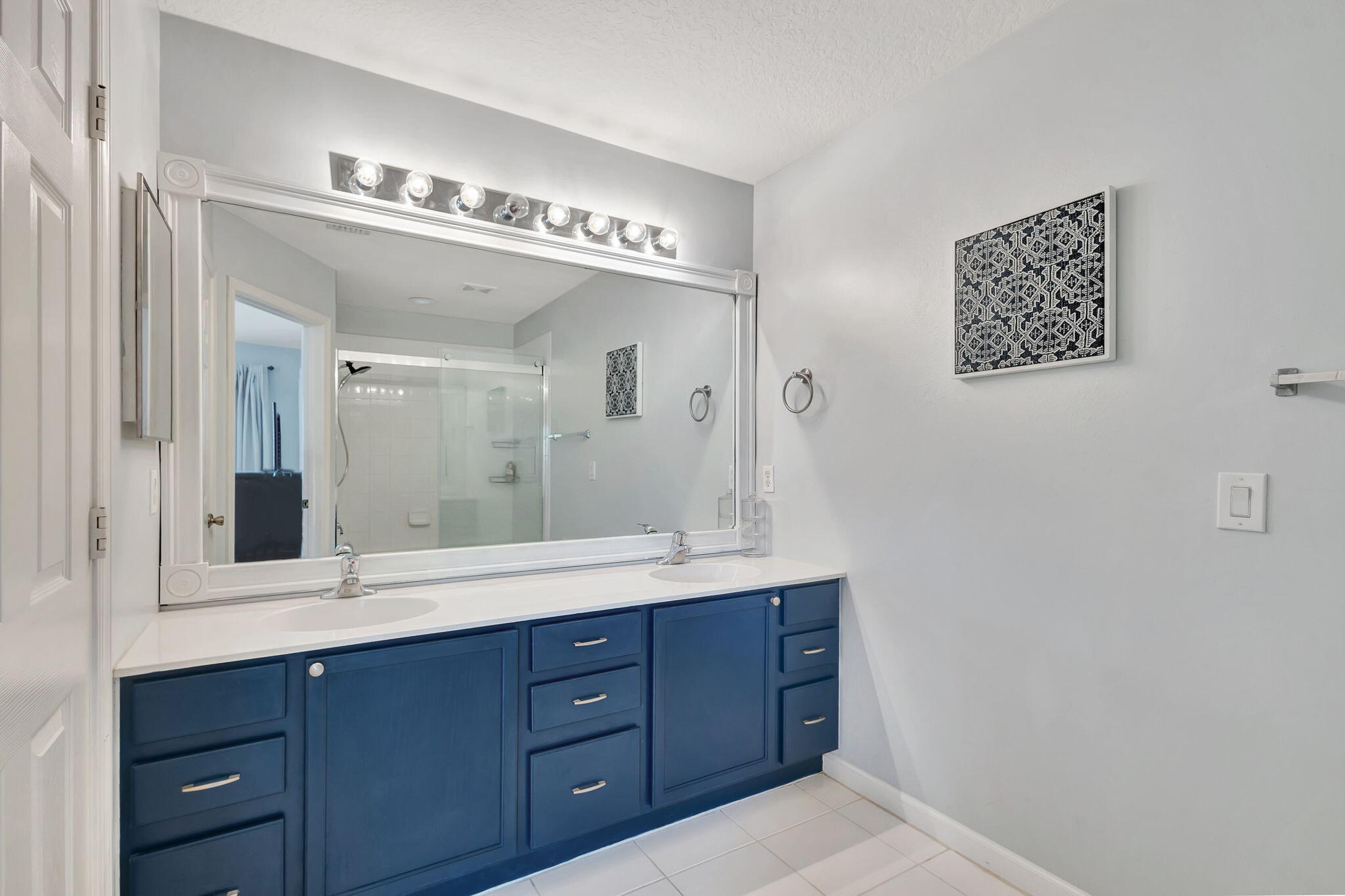 1103 Woodfield Road Greenacres, FL 33415 - Photo 20 of 44 Primary bathroom