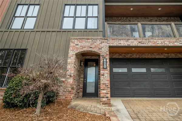 $3,200 | 118 Ruth Drive, Unit 620, Athens, GA 30601
