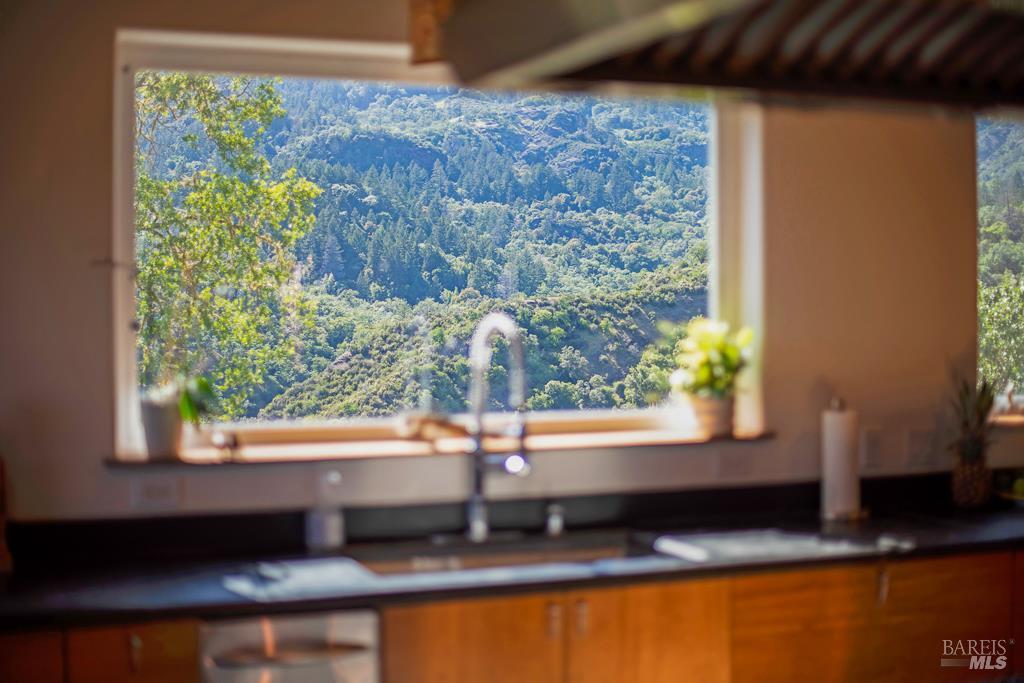 1474 Boonville Road Ukiah, CA 95482 - Photo 5 of 58