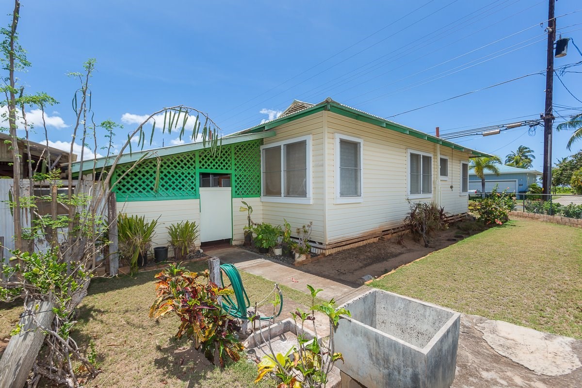 8255 Elepaio Road Kekaha, HI 96752 - Photo 3 of 17
