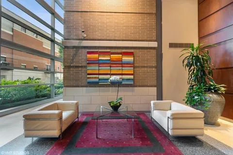 $375,000 | 1515 South Prairie Avenue, Unit 803, Chicago, IL 60605