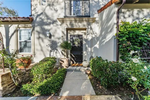 $2,399,000 | 10 Bower Tree, Irvine, CA 92603