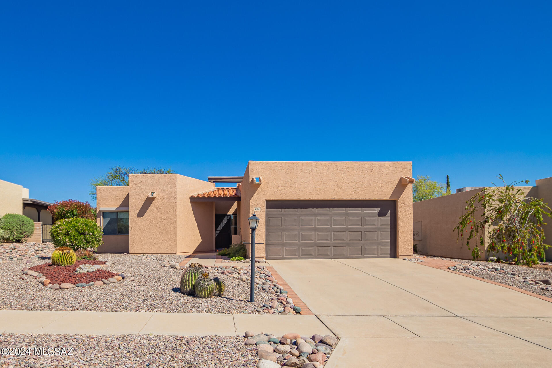 716 West Rio-Altar Green Valley, AZ 85614 - Photo 2 of 31 Gallery Image 2
