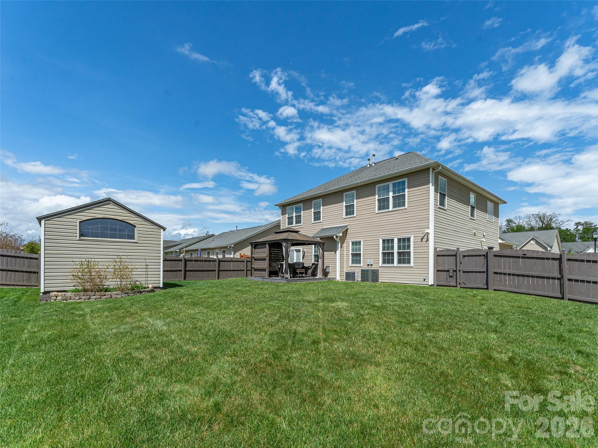 222 Haw River Road Fletcher, NC 28732 - Photo 4 of 42