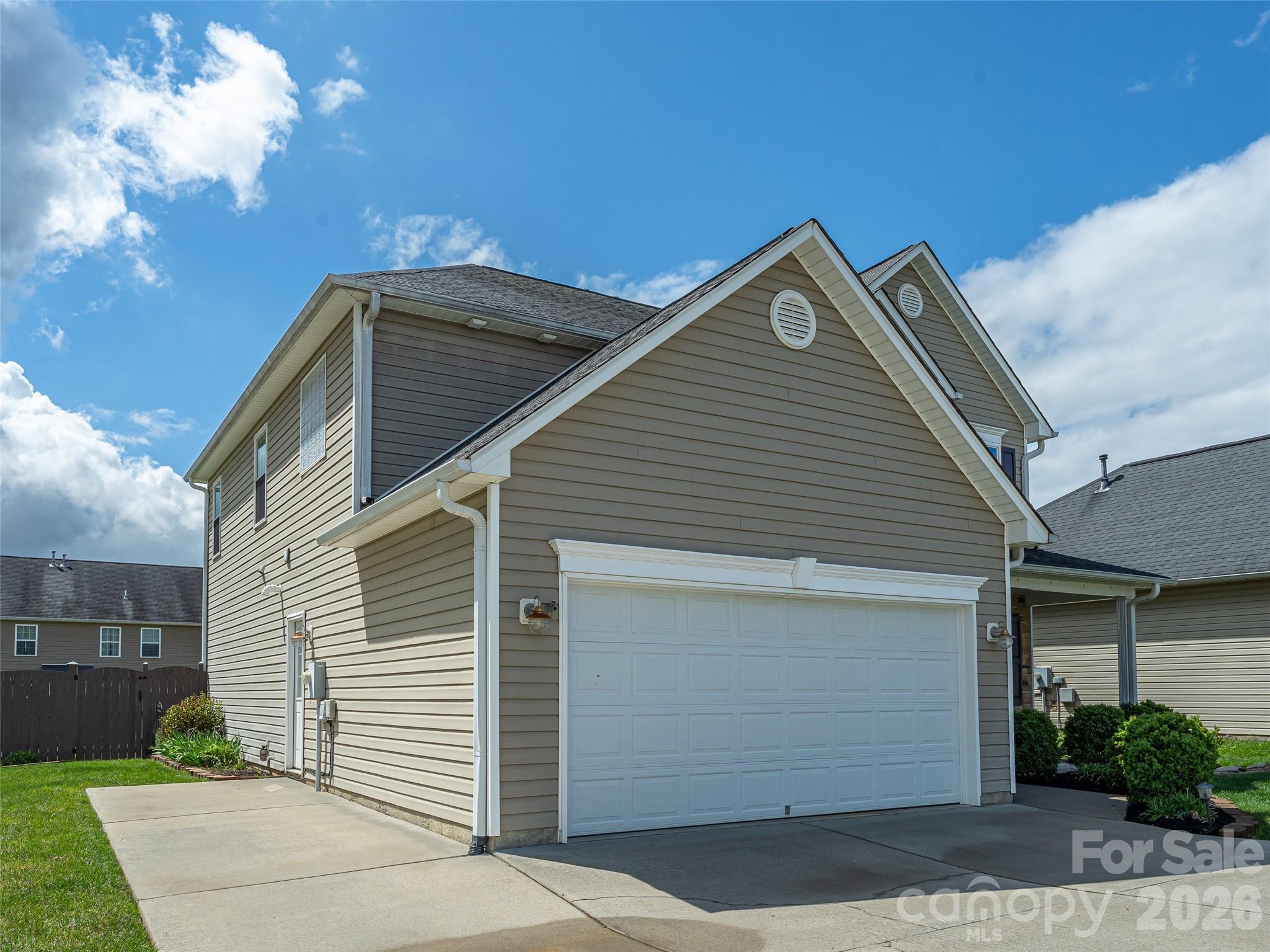 222 Haw River Road Fletcher, NC 28732 - Photo 6 of 42