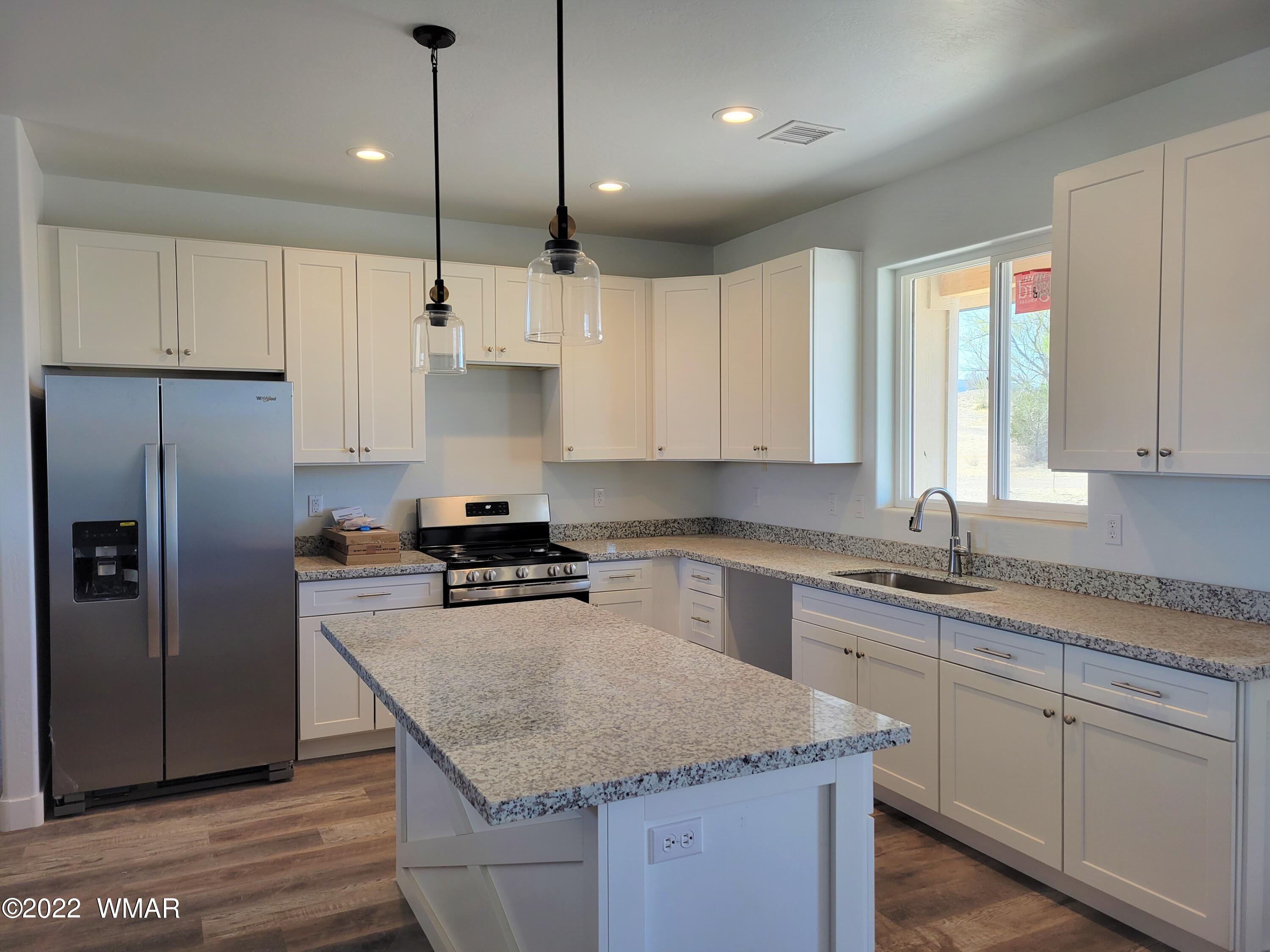 176 North River Road Eagar, AZ 85925 - Photo 3 of 11 Gallery Image 3